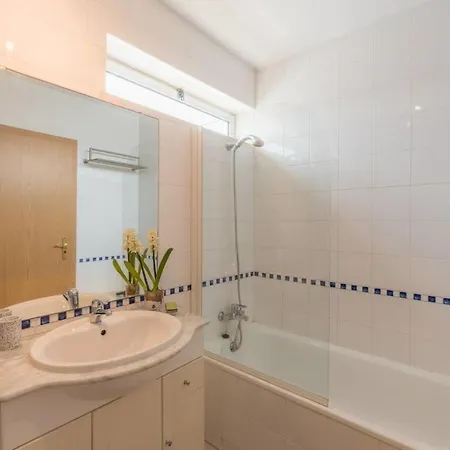 Beautiful 1 Bedroom With Stunning View Portimao